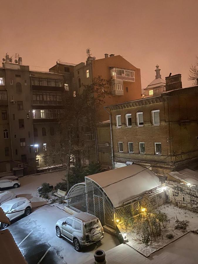 Yellow Unlimited Hotel 4 Jarkov Exterior foto