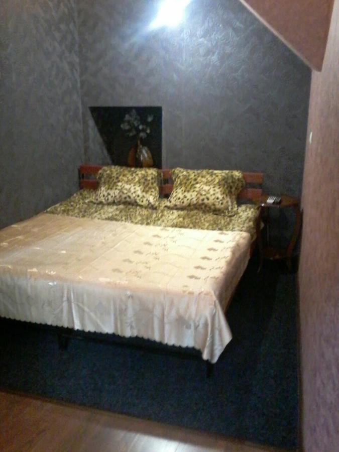 Yellow Unlimited Hotel 4 Jarkov Exterior foto